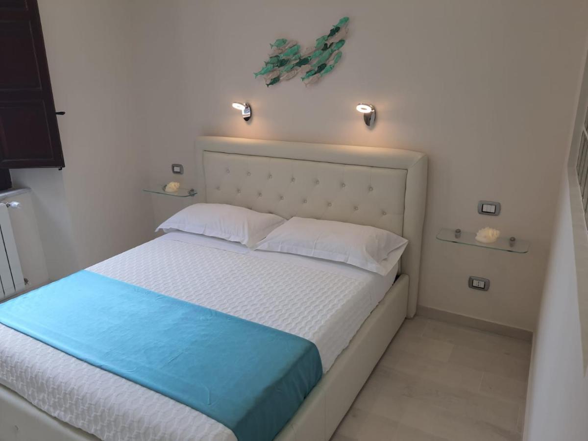 Appartamenti Via Lombardo Giardini Naxos Eksteriør bilde