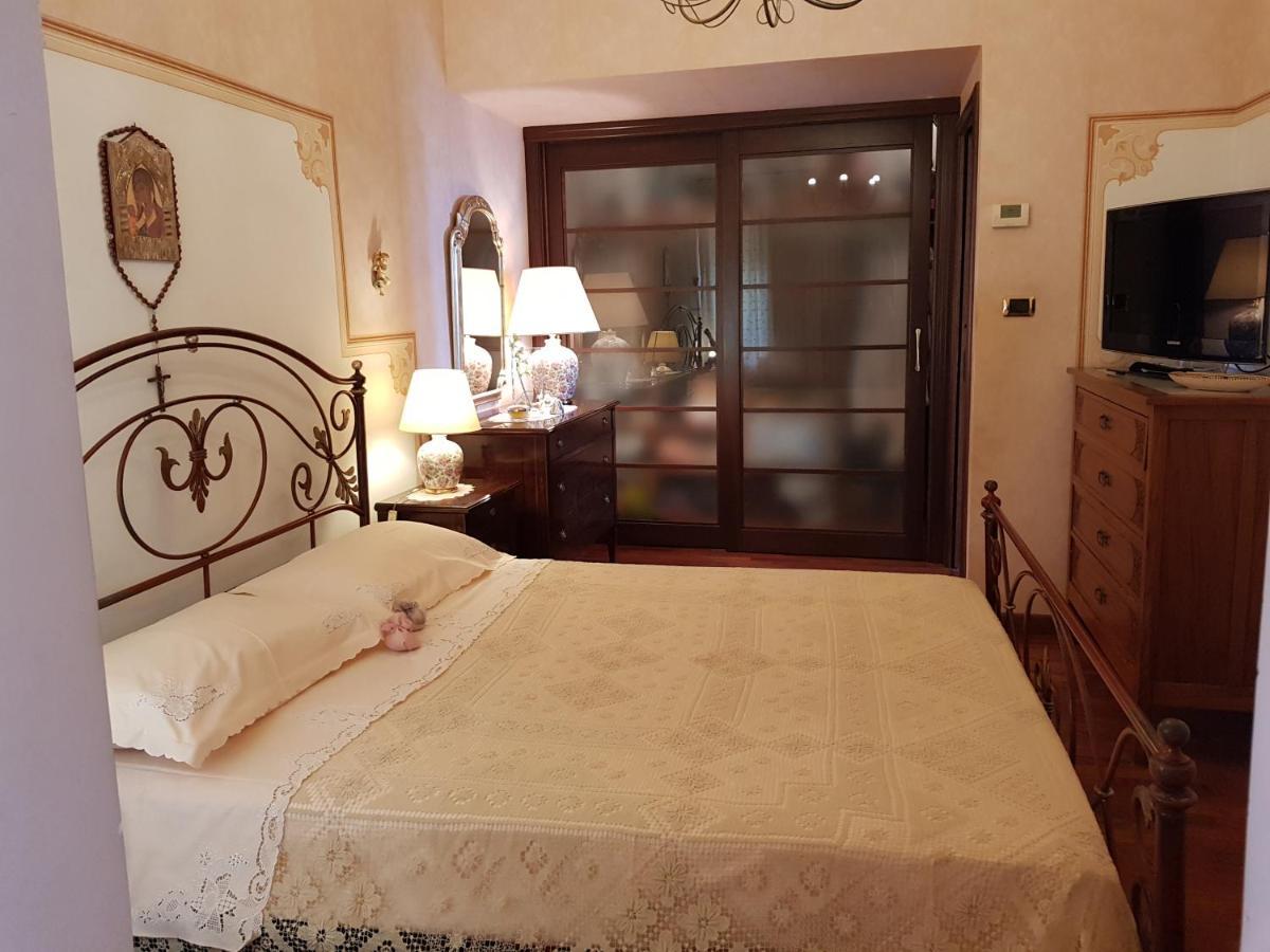 Appartamenti Via Lombardo Giardini Naxos Eksteriør bilde